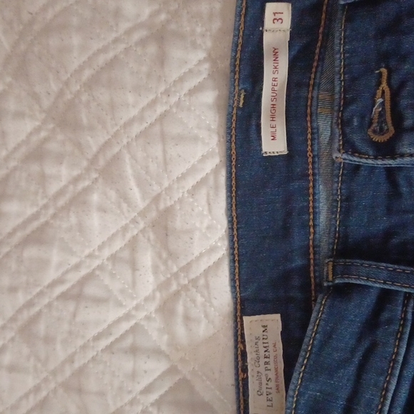 Levi's Mile High Rise Skinny Jeans - Picture 2 of 5